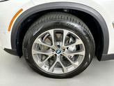 Thumbnail of 2024 Mineral White Metallic BMW X5