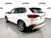 Thumbnail of 2024 Mineral White Metallic BMW X5