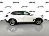 Thumbnail of 2024 Mineral White Metallic BMW X5