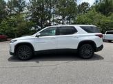 Thumbnail of 2023 Iridescent Pearl Tricoat Chevrolet Traverse