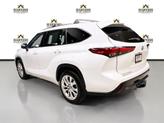 Thumbnail of 2023 Wind Chill Pearl Toyota Highlander Hybrid