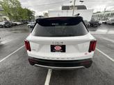 Thumbnail of 2022 Glacial White Pearl Kia Sorento