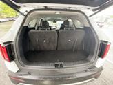 Thumbnail of 2022 Glacial White Pearl Kia Sorento