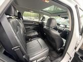 Thumbnail of 2022 Glacial White Pearl Kia Sorento