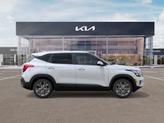 Thumbnail of 2026 Snow White Pearl Kia Seltos