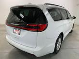 Thumbnail of 2022 Bright White Clearcoat Chrysler Pacifica