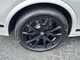 Thumbnail of 2024 Mineral White Metallic BMW X7
