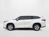 Thumbnail of 2020 Blizzard Pearl Toyota Highlander