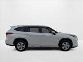 Thumbnail of 2020 Blizzard Pearl Toyota Highlander