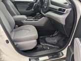 Thumbnail of 2020 Blizzard Pearl Toyota Highlander