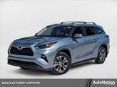 Photo of 2022 Moon Dust Toyota Highlander