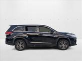 Thumbnail of 2019 Midnight Black Metallic Toyota Highlander