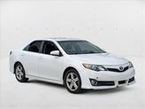 Thumbnail of 2014 White Toyota Camry