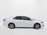Thumbnail of 2014 White Toyota Camry