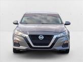 Thumbnail of 2019 Gun Metallic Nissan Altima