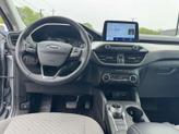 Thumbnail of 2022 Iconic Silver Metallic Ford Escape