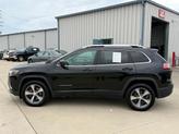 Thumbnail of 2019 Diamond Black Jeep Cherokee