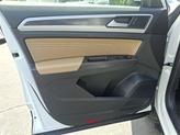 Thumbnail of 2022 Pure White Volkswagen Atlas Cross Sport