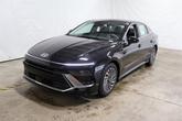 Photo of 2025 Black Hyundai SONATA Hybrid
