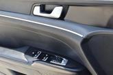 Thumbnail of 2022 Glacial White Pearl Kia K5