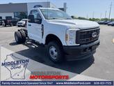 Photo of 2025 Oxford White Ford F-350