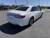 Thumbnail of 2019 White Platinum Lincoln Continental