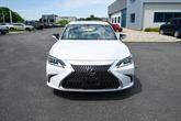 Thumbnail of 2019 Eminent White Pearl Lexus ES 350