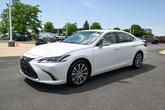 Thumbnail of 2019 Eminent White Pearl Lexus ES 350