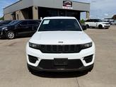 Thumbnail of 2023 Bright White Clearcoat Jeep Grand Cherokee
