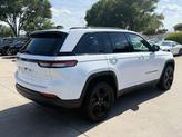 Thumbnail of 2023 Bright White Clearcoat Jeep Grand Cherokee