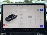 Thumbnail of 2022 Midnight Silver Meta Tesla Model 3
