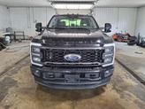 Thumbnail of 2023 Agate Black Metallic Ford F-250