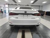 Thumbnail of 2019 Ultra White Lexus ES 350