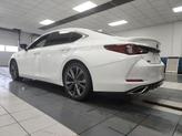 Thumbnail of 2019 Ultra White Lexus ES 350