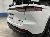 Thumbnail of 2023 Bright White Clearcoat Jeep Grand Cherokee