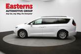 Thumbnail of 2022 Bright White Clearcoat Chrysler Pacifica