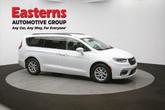Thumbnail of 2022 Bright White Clearcoat Chrysler Pacifica