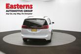 Thumbnail of 2022 Bright White Clearcoat Chrysler Pacifica