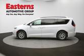 Thumbnail of 2022 Bright White Clearcoat Chrysler Pacifica
