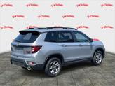 Thumbnail of 2022 Lunar Silver Metallic Honda Passport