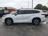 Thumbnail of 2022 Pear Toyota Highlander