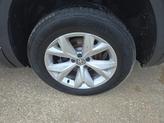 Thumbnail of 2018 Pure White Volkswagen Atlas