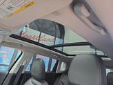 Thumbnail of 2021 Diamond Black Crystal Pearlcoat Jeep Compass