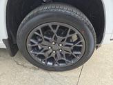 Thumbnail of 2025 Bright White Clear-Coat Exterior Paint Jeep Grand Cherokee