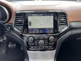 Thumbnail of 2019 Diamond Black Crystal Pearlcoat Jeep Grand Cherokee