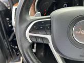 Thumbnail of 2019 Diamond Black Crystal Pearlcoat Jeep Grand Cherokee