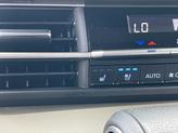 Thumbnail of 2023 Pearl Toyota Sienna