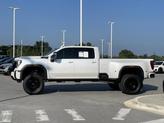 Thumbnail of 2025 White Frost Tricoat GMC Sierra 3500