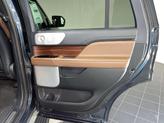 Thumbnail of 2024 Flight Blue Metallic Clearcoat Lincoln Navigator