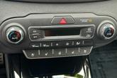 Thumbnail of 2019 Snow White Pearl Kia Sorento